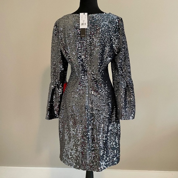 Nicole Miller NY Sequin Bell Sleeve Dress - Size 8 - Picture 3 of 9